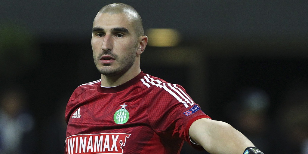 Newcastle offered services of French goalkeeper