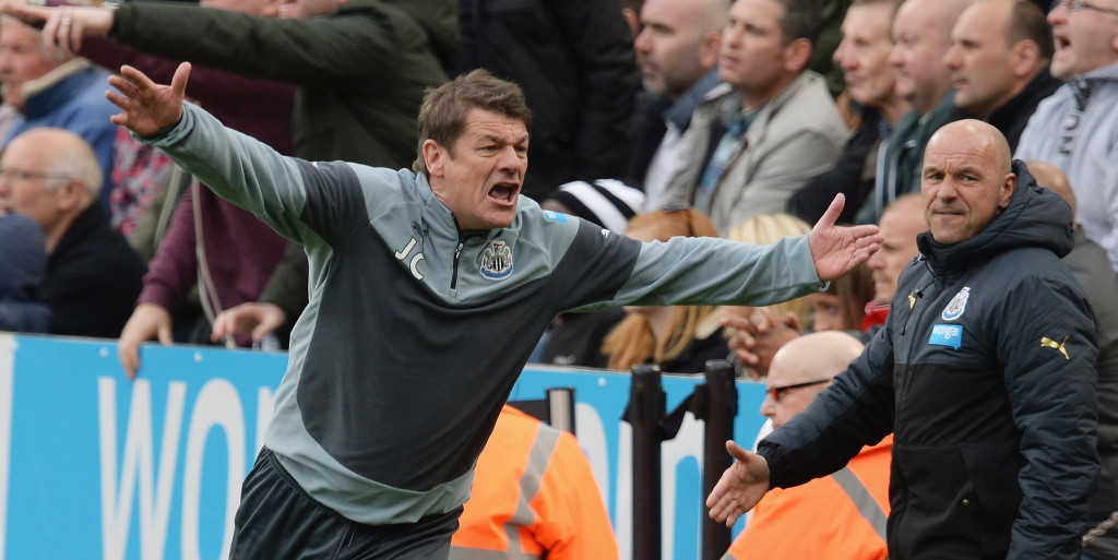 Carver questions players