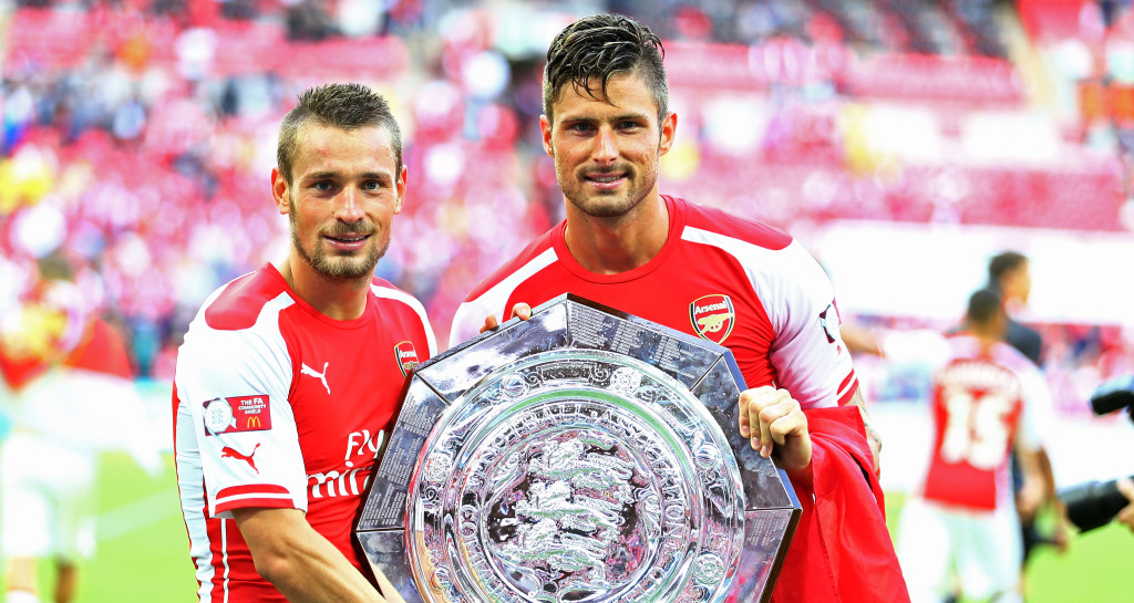 Newcastle weighing up shock move for Arsenal defender
