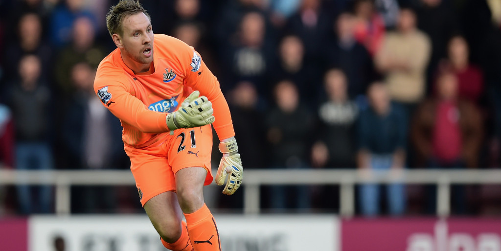 Elliot shoots down bust-up rumours