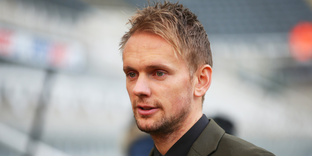 McClaren believes de Jong needs a goal