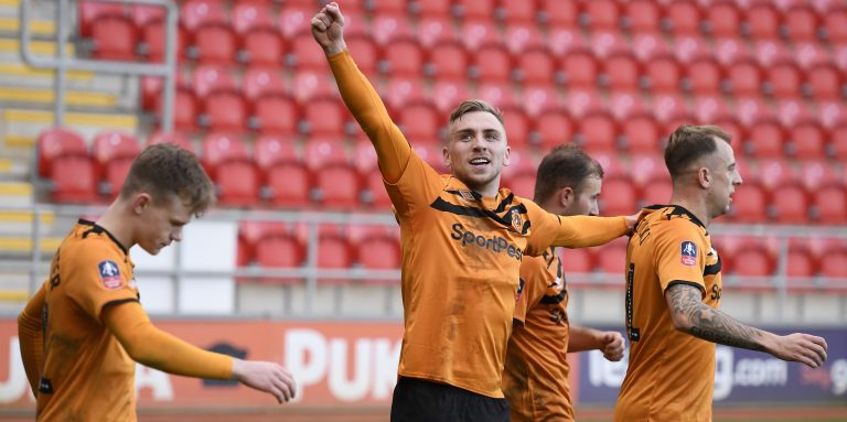 Hull offer Newcastle target Bowen a new deal