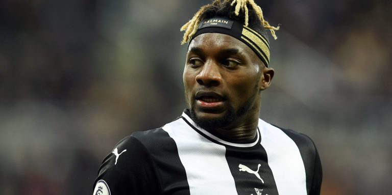 Saint-Maximin’s mother admits Raiola tried signing him to Milan last summer