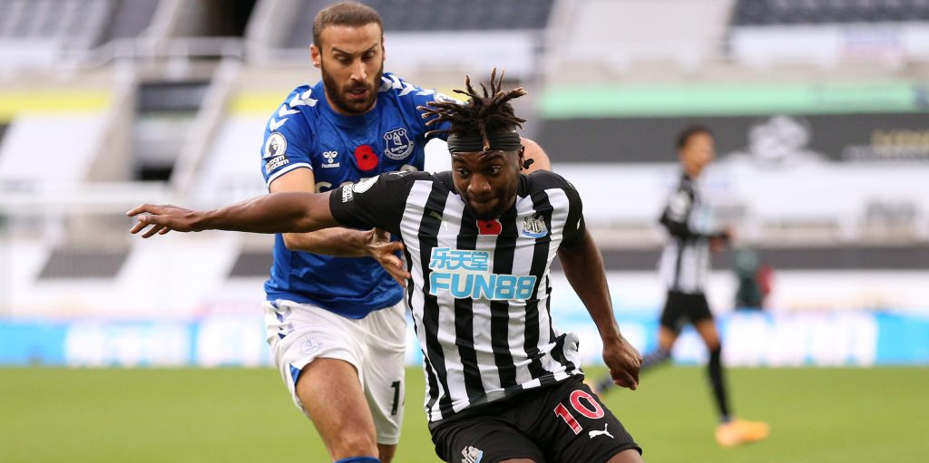 Steve Bruce Gives Fitness Update on Allan Saint-Maximin