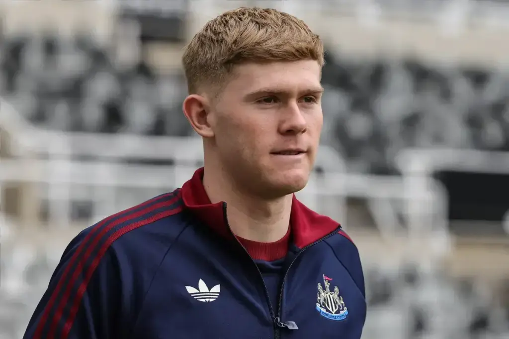 Newcastle: Lewis Hall Update Amid Man Utd Interest