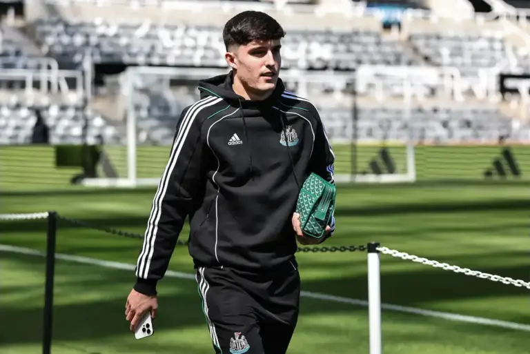 Newcastle Eyeing Arsenal Star Amid Livramento Exit Talk