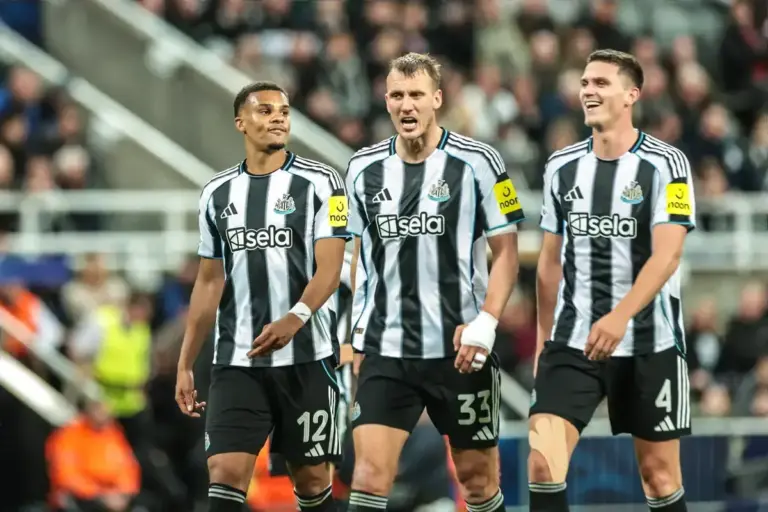 Barcelona vs Newcastle: Howe finally able to field much-desired back four