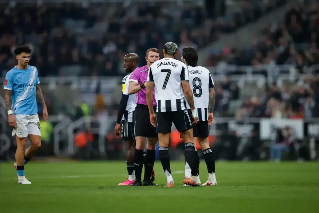 Newcastle United star could be suspended for Arsenal and Bournemouth fixtures