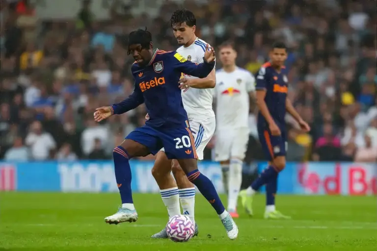Newcastle United and Tottenham handed ‘desperate’ transfer update by Leeds United