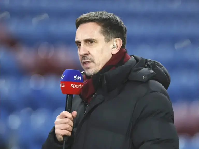 Man Utd urged to land double Newcastle United transfer blow by Gary Neville