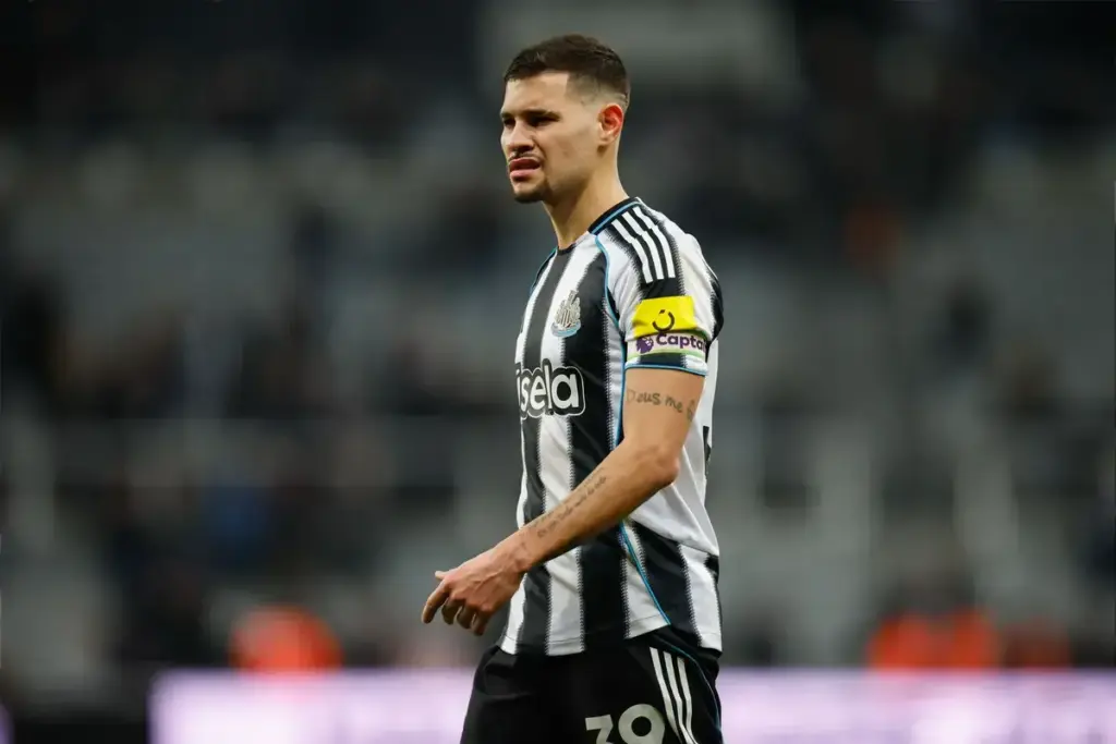 Bruno Guimaraes ‘privately’ confirms Newcastle United transfer wish amid Man Utd links