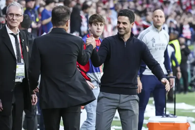Fabrizio Romano update on £55m Newcastle United star puts Arsenal and Man Utd on ‘red alert’