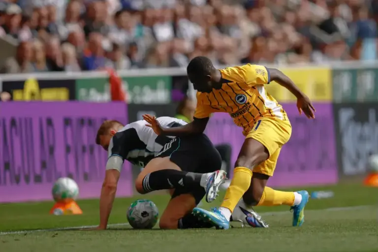 Fabian Hürzeler makes Yankuba Minteh admission as Newcastle United fans mock £30m transfer
