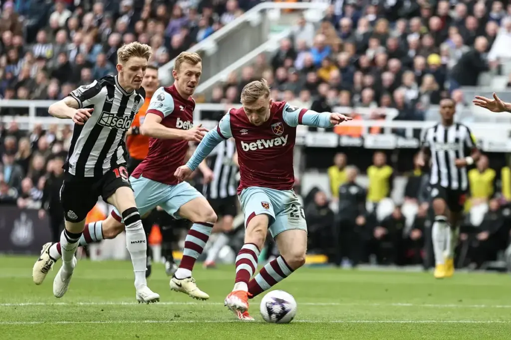 Jarrod Bowen has already given Newcastle United verdict amid £60m transfer speculation