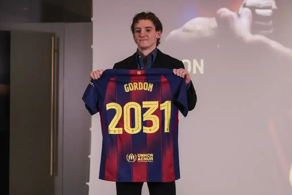 Fabrizio Romano confirms official Newcastle United bid for Anthony Gordon replacement