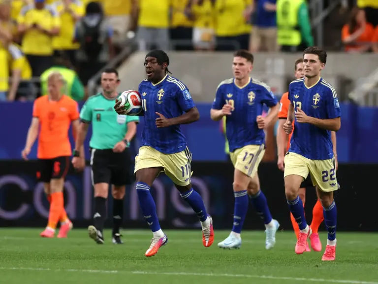 Anthony Elanga Scores First World Cup Goal as Sweden Lose to Netherlands