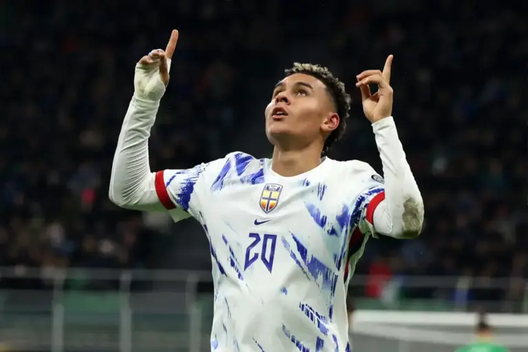 Newcastle United linked with RB Leipzig winger as Anthony Gordon’s replacement
