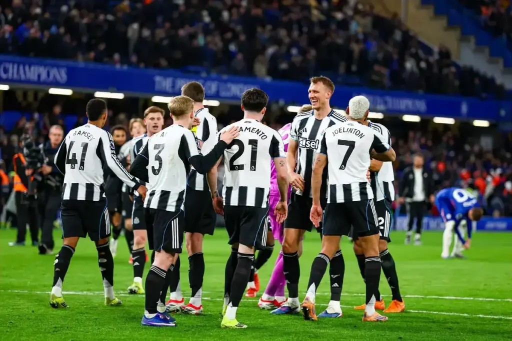 Newcastle United officially announce three-year deal