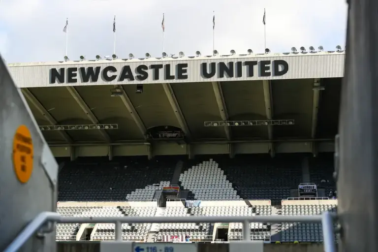 Photos emerge of Newcastle United target arriving to complete move
