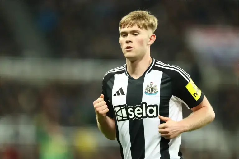 Newcastle United vs Liverpool: 7 Key Battles That Could Decide the Premier League Opener