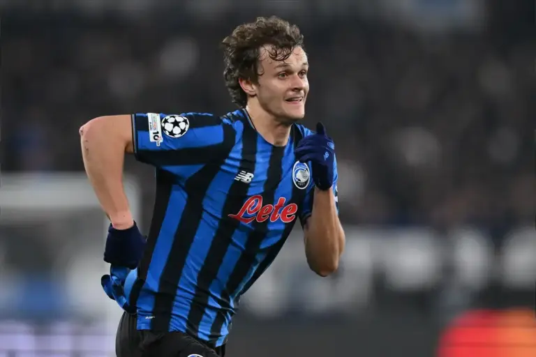 Newcastle United and Chelsea favourites in race to sign £40m centre-back