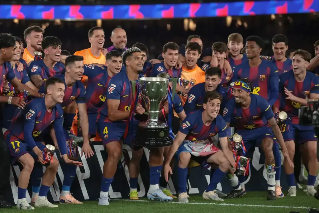 Newcastle United make move for Barcelona midfielder after agreeing Nico Gonzalez deal