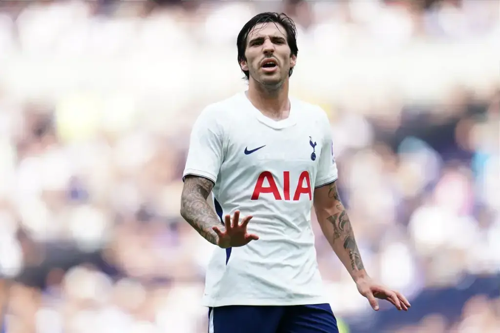 Four Newcastle United players set to miss Tottenham Hotspur game