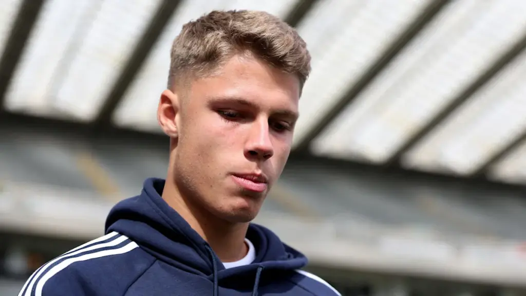 Netherlands U21 Boss Hails ‘Rare’ Sean Steur After Newcastle Breakthrough