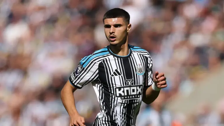 Newcastle’s Fernandez-Pardo returns to Belgium squad for France clash