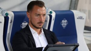 Newcastle boss Matthias Jaissle points to Barcelona to defend tactics
